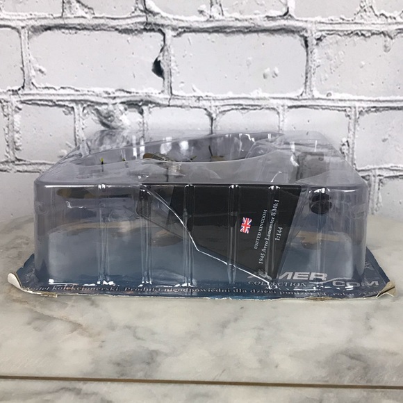 UK Avro Lancaster B Mk I, RAF No. 617 Squadron, 1945 Aircraft Amercom Collection - Picture 4 of 13